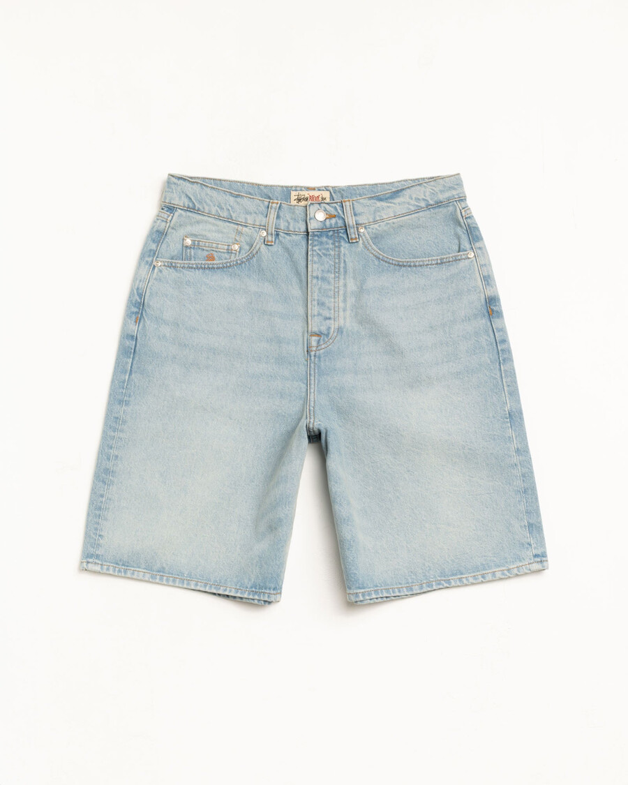 stora gamla korta denimjeans
