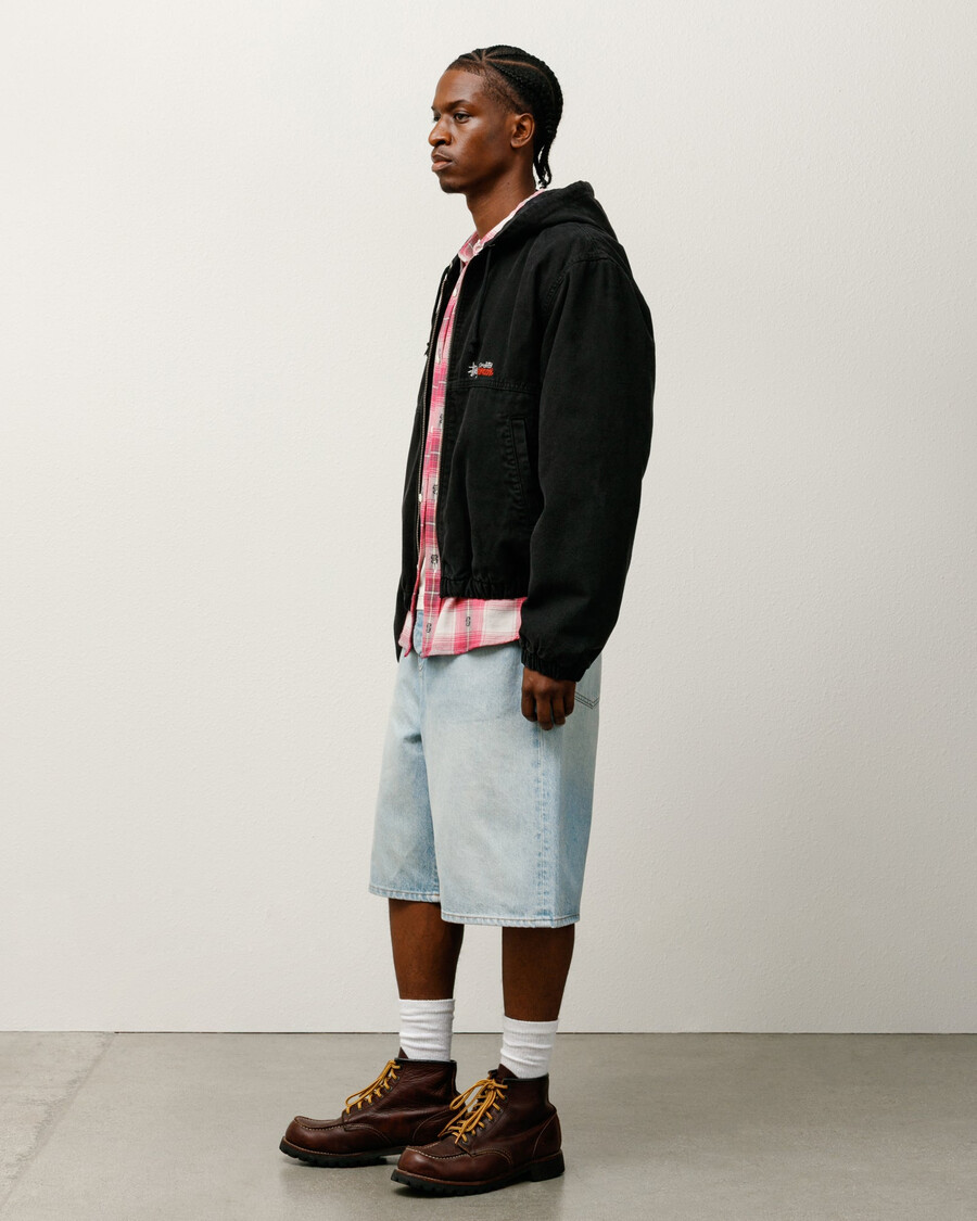 stora gamla korta denimjeans