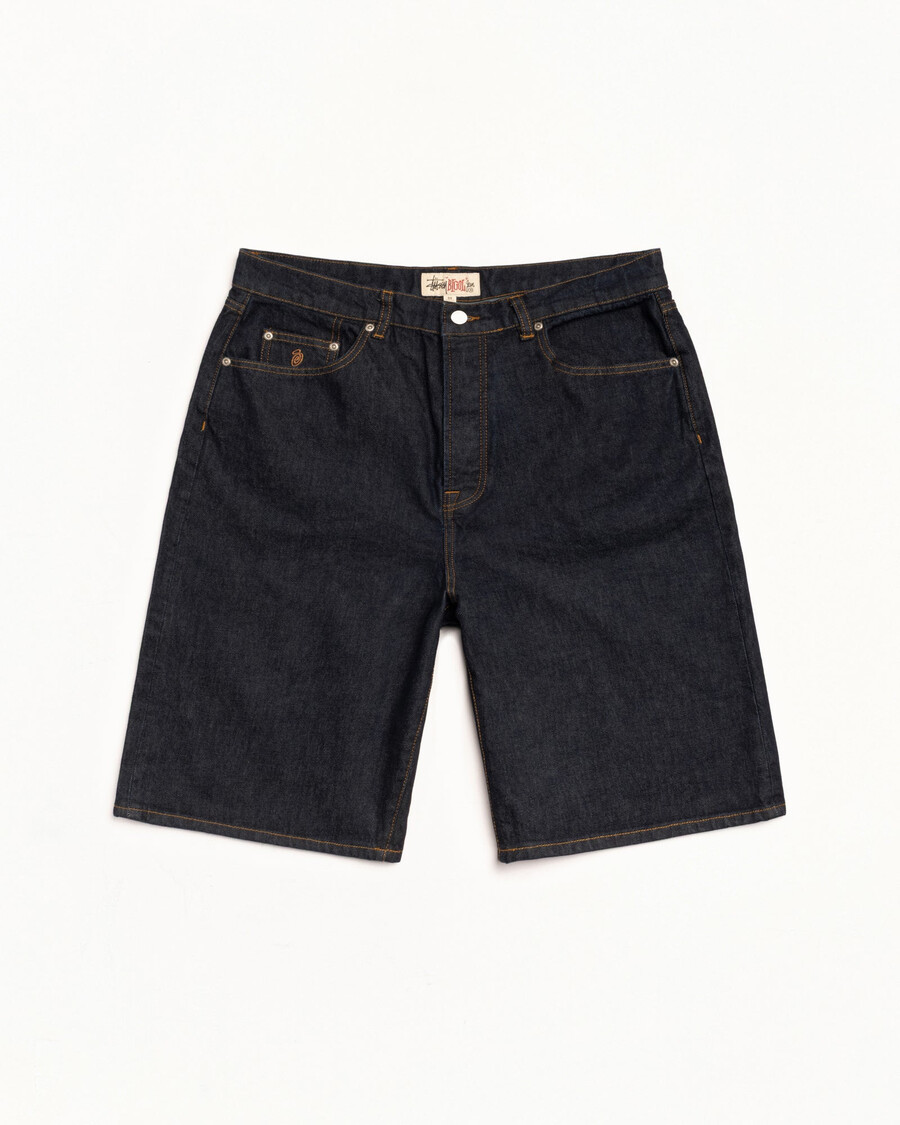 stora gamla korta denimjeans